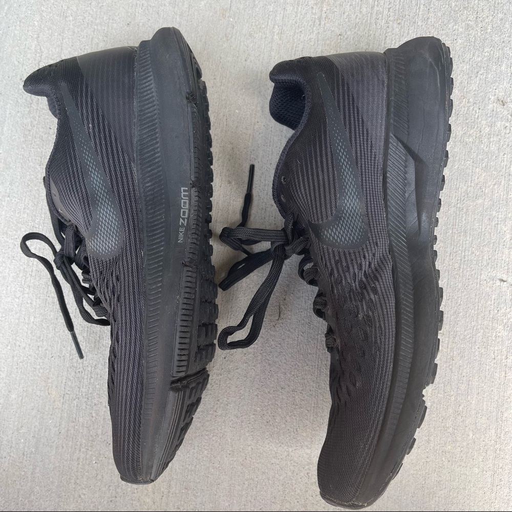 Nike Womens shoes size 7